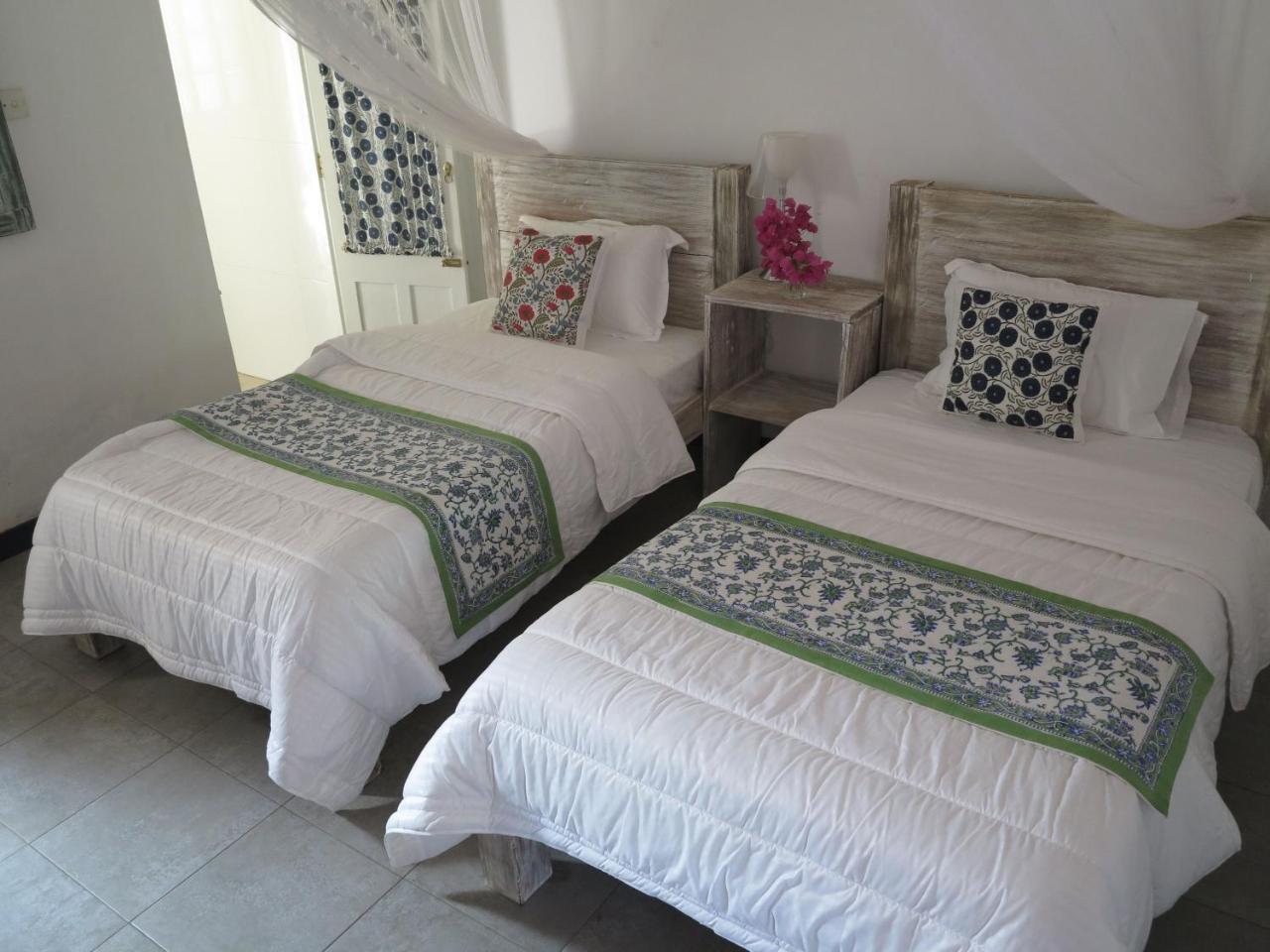 Esperanza Beach Villa And Spa Morakatiyara Екстер'єр фото